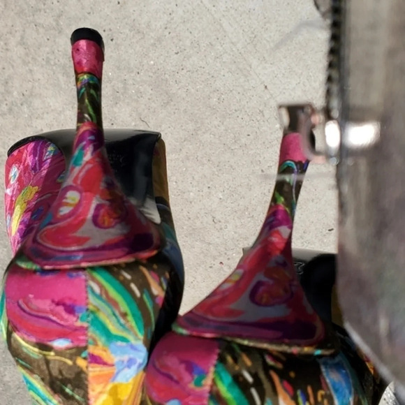 Charles Jourdan vintage print pumps 9 - Picture 5 of 9